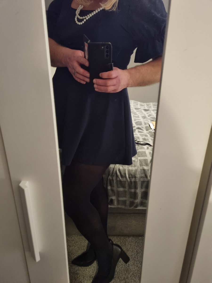 Sissy Hostess tweet media