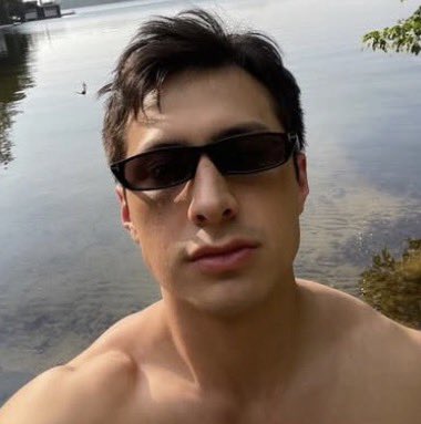 rozanova ⋆˚꩜.ᐟ tweet media