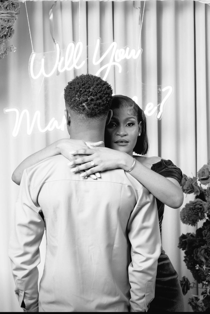 MRENO⛑️ tweet media