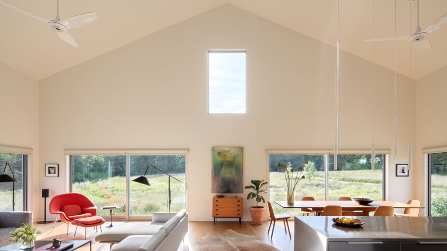 Arianna Huffington tweet media