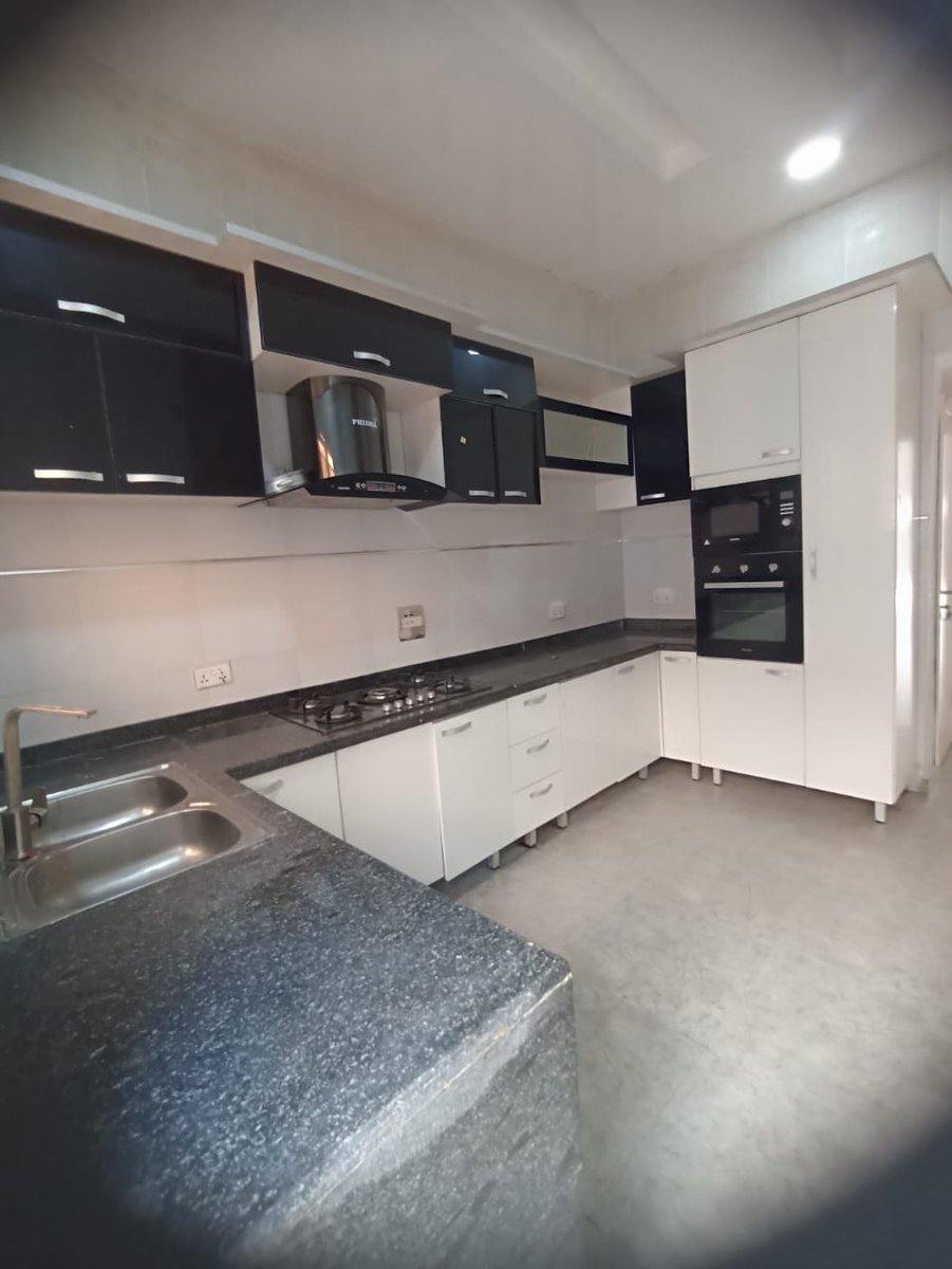 4-bedroom Semi-detached Duplex with a BQ and fitted kitchen for rent.
Location: In an estate at Osapa, London, Lagos                                   Rent: 15m per annum                                                                                  Contact: 08159289335