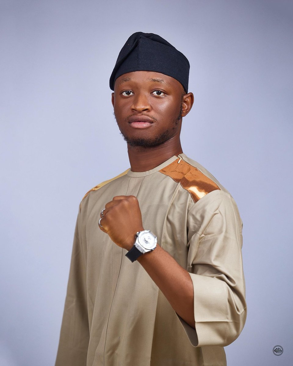 NAFISFUNAAB's tweet photo. Meet Akinlabi Mubin Abayomi(MUBIN)

MUBIN FOR FUNAABSU PRESIDENT✊✊

#Forthebettermentofhumanity
#mubinforfunaabsupresident
#funaab https://t.co/bP4pn3GKfP
