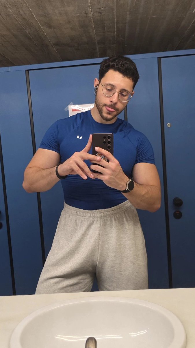 Anastasya Feodorovna Snezhnaya de Tardes tweet media