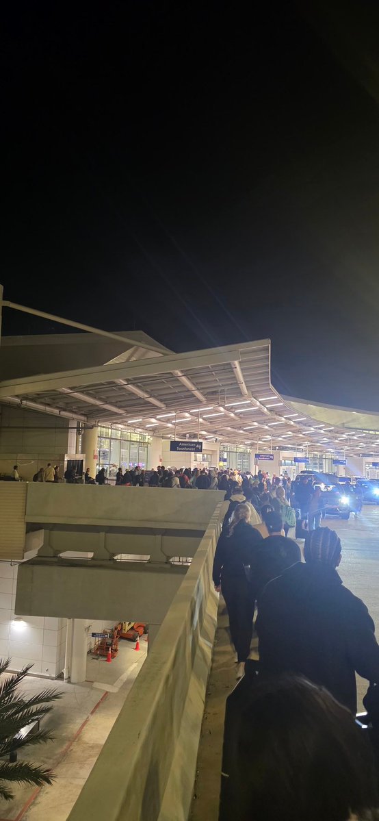 🗣LOOSE SQUARES!!! CDs, DVDs, OILS, SOCKS tweet media