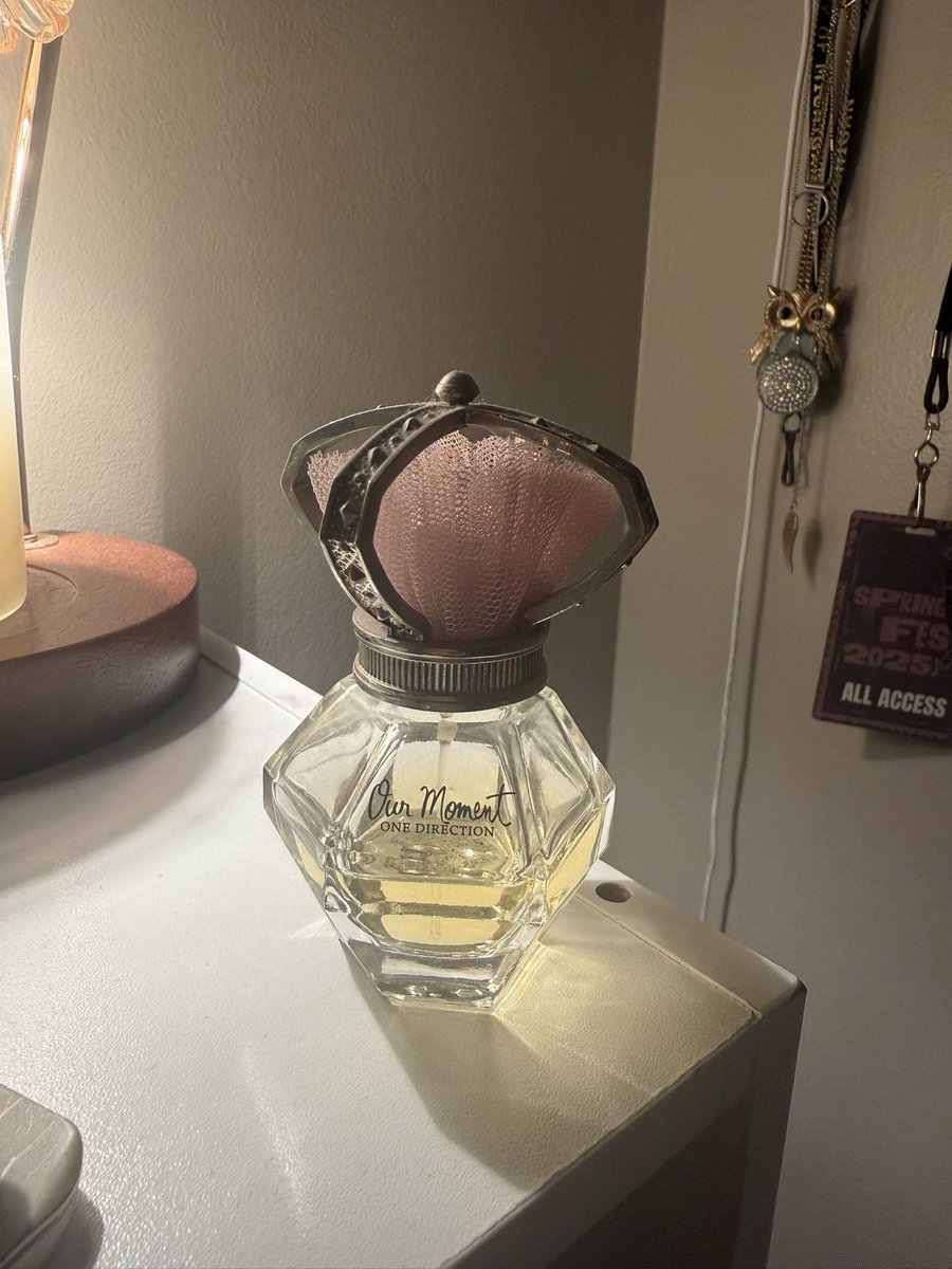 forgot I had this, lowkey why does it still smell the same