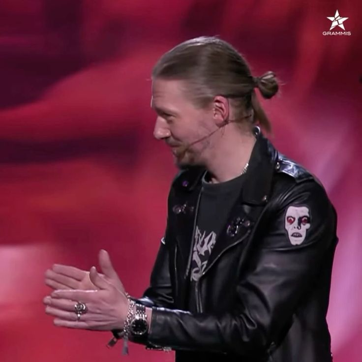 finn 🐳 tweet media