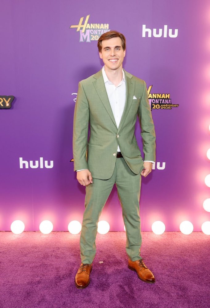 roro ★ tweet media