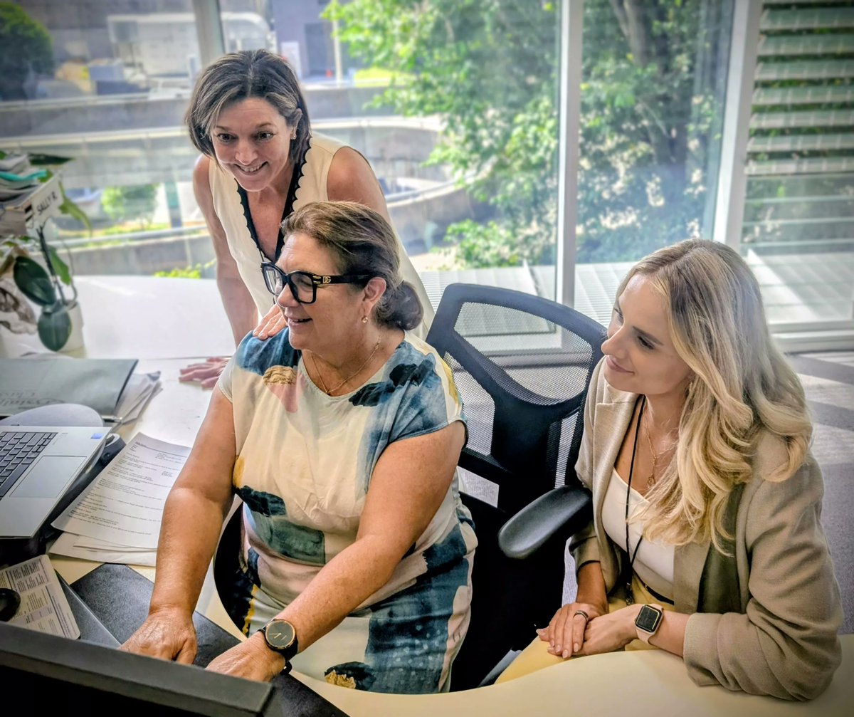 Allan Hall Business Advisors tweet media