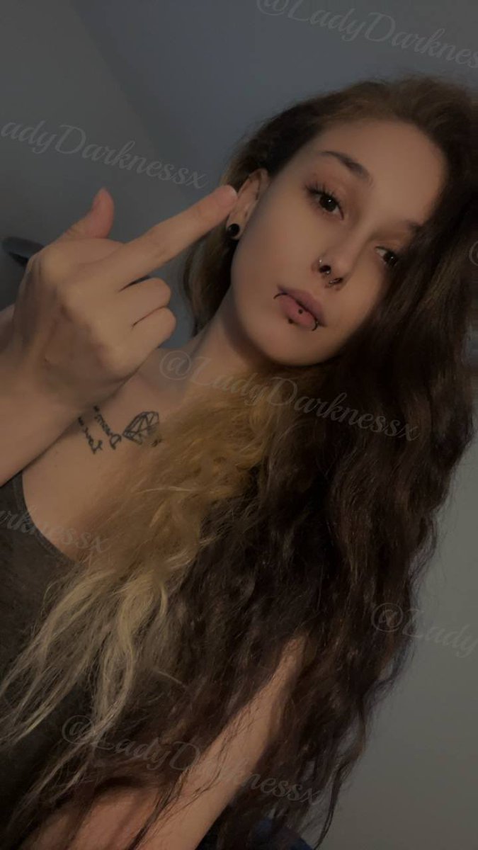 LadyDarkness tweet media