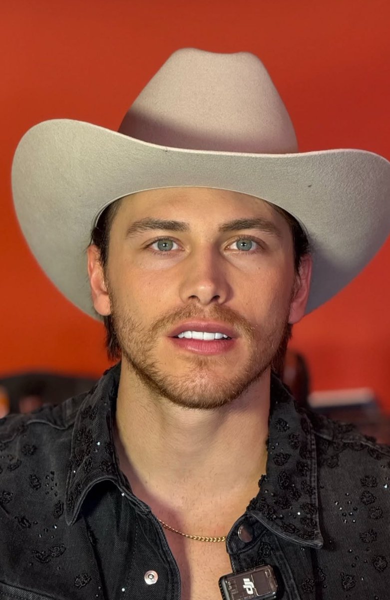 Mary🤠 tweet media