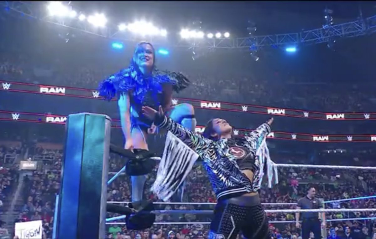 Bαყʅҽɳ ✯ tweet media