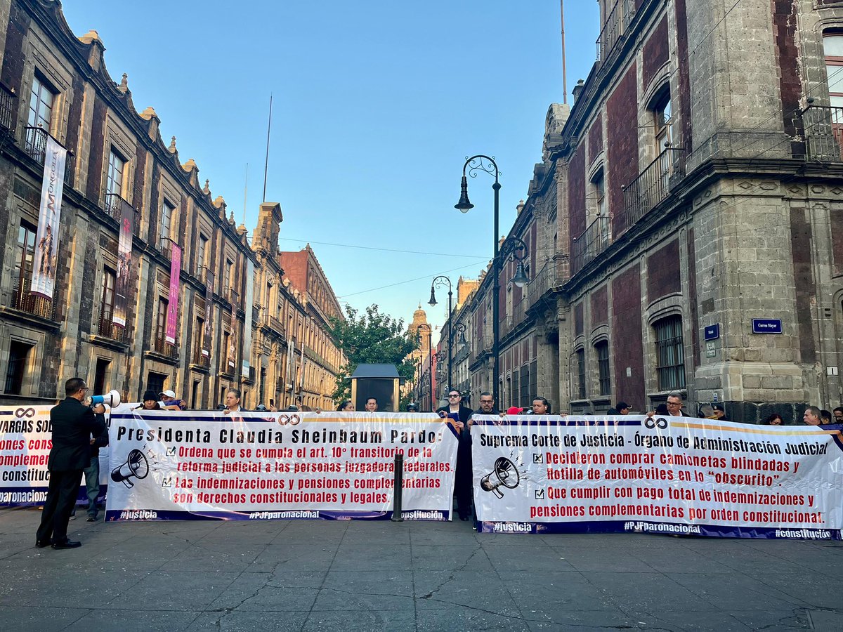 Lilia Mónica López Benítez tweet media