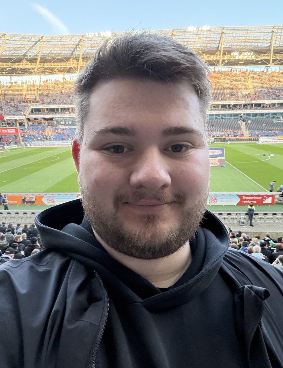 bronbron tweet media