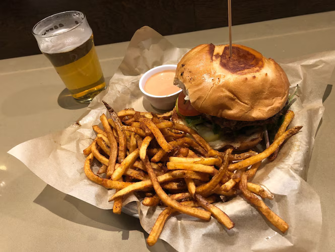 phantomtofu's tweet photo. @StatisticUrban The best fry sauce is the Russian dressing at Hopkins in Sugar House. Has a kick of horseradish. 
(pic stolen from SL Tribune) https://t.co/zujl36wF7n