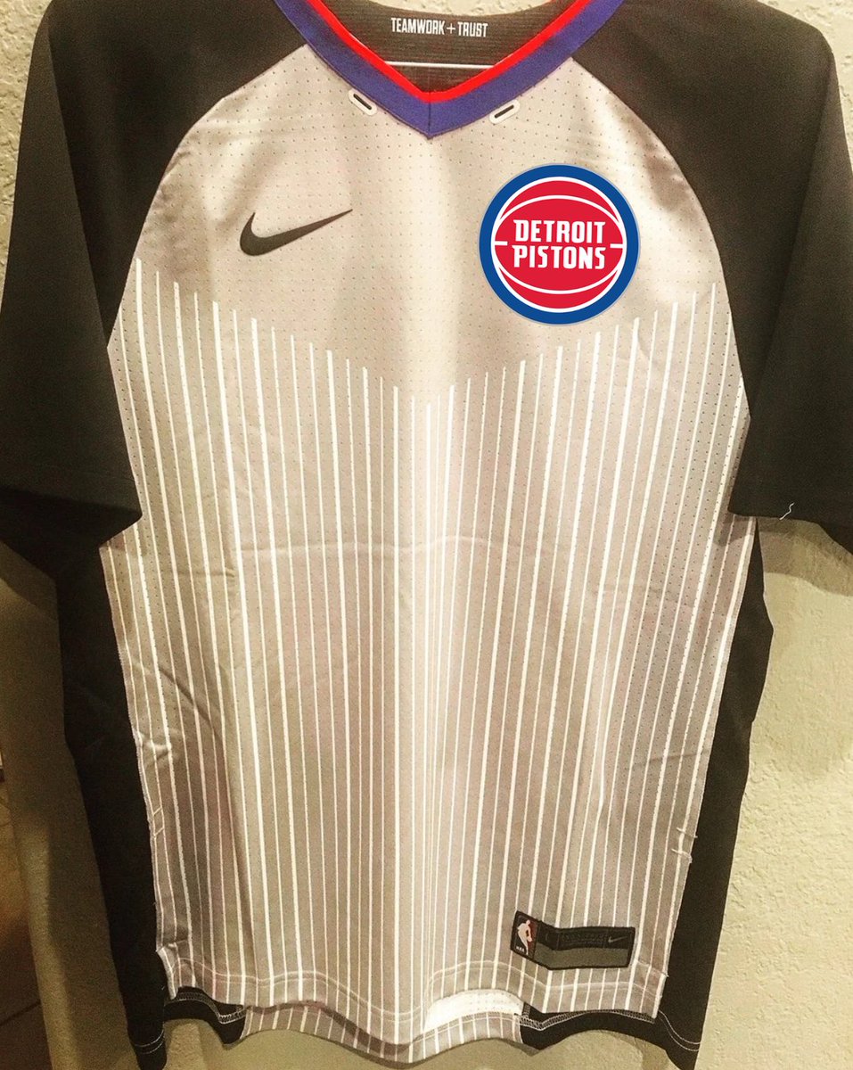 LakeShowYo tweet media