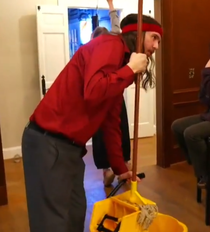 THEJILLOFFICIAL's tweet image. real niggas know you gotta #grind before you #shine

#fishtanklive #fishtankdotlive