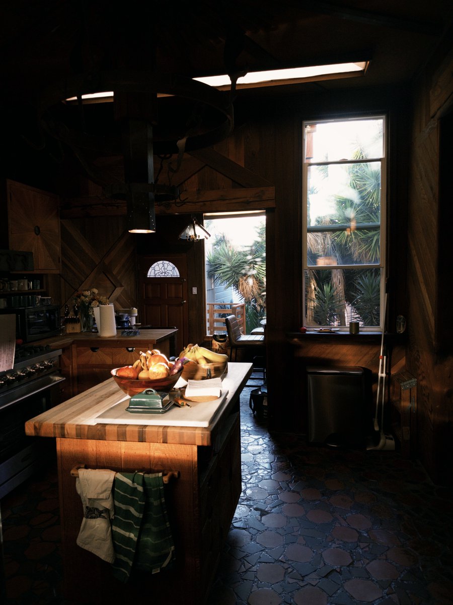 ari dutilh tweet media