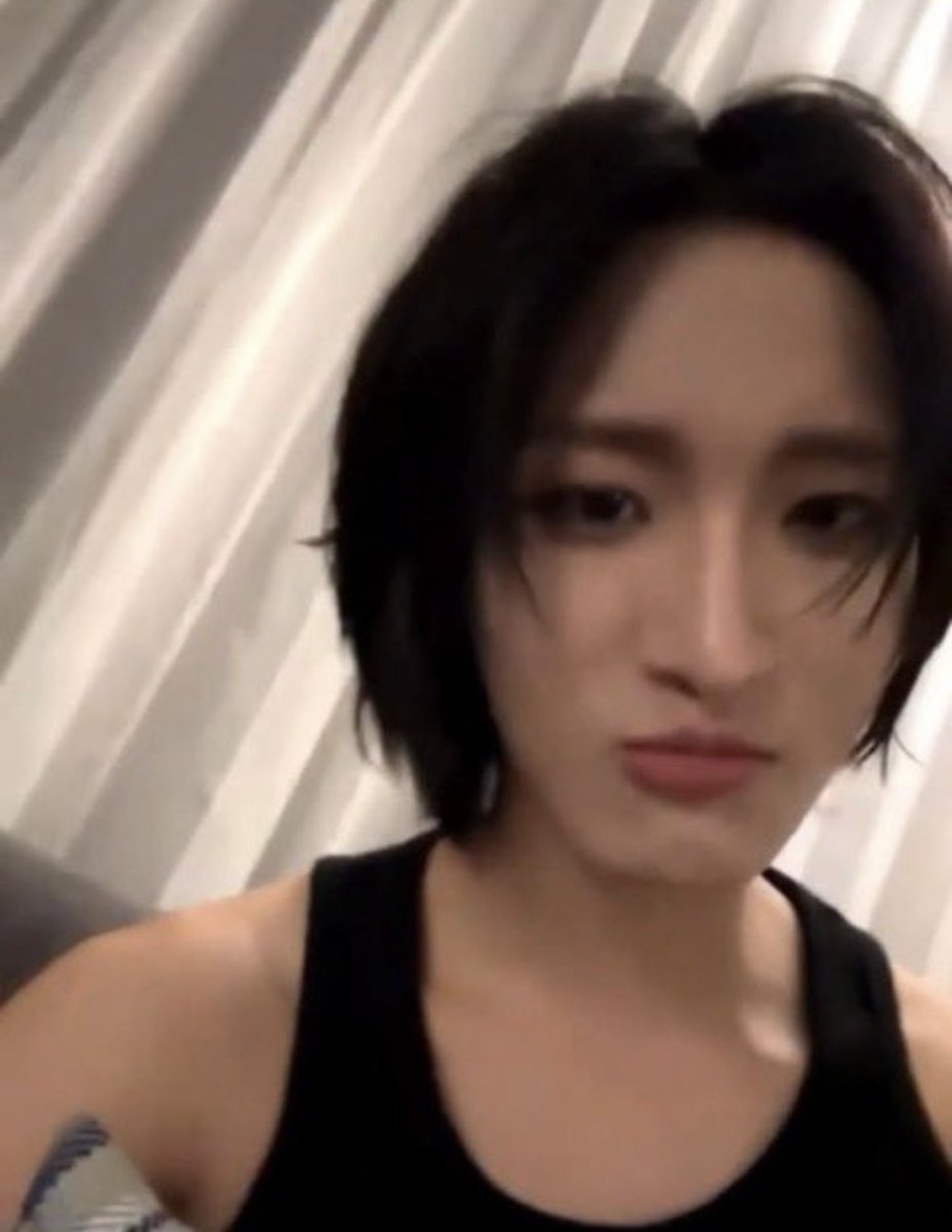 lily 🪷 3.8k tweet media