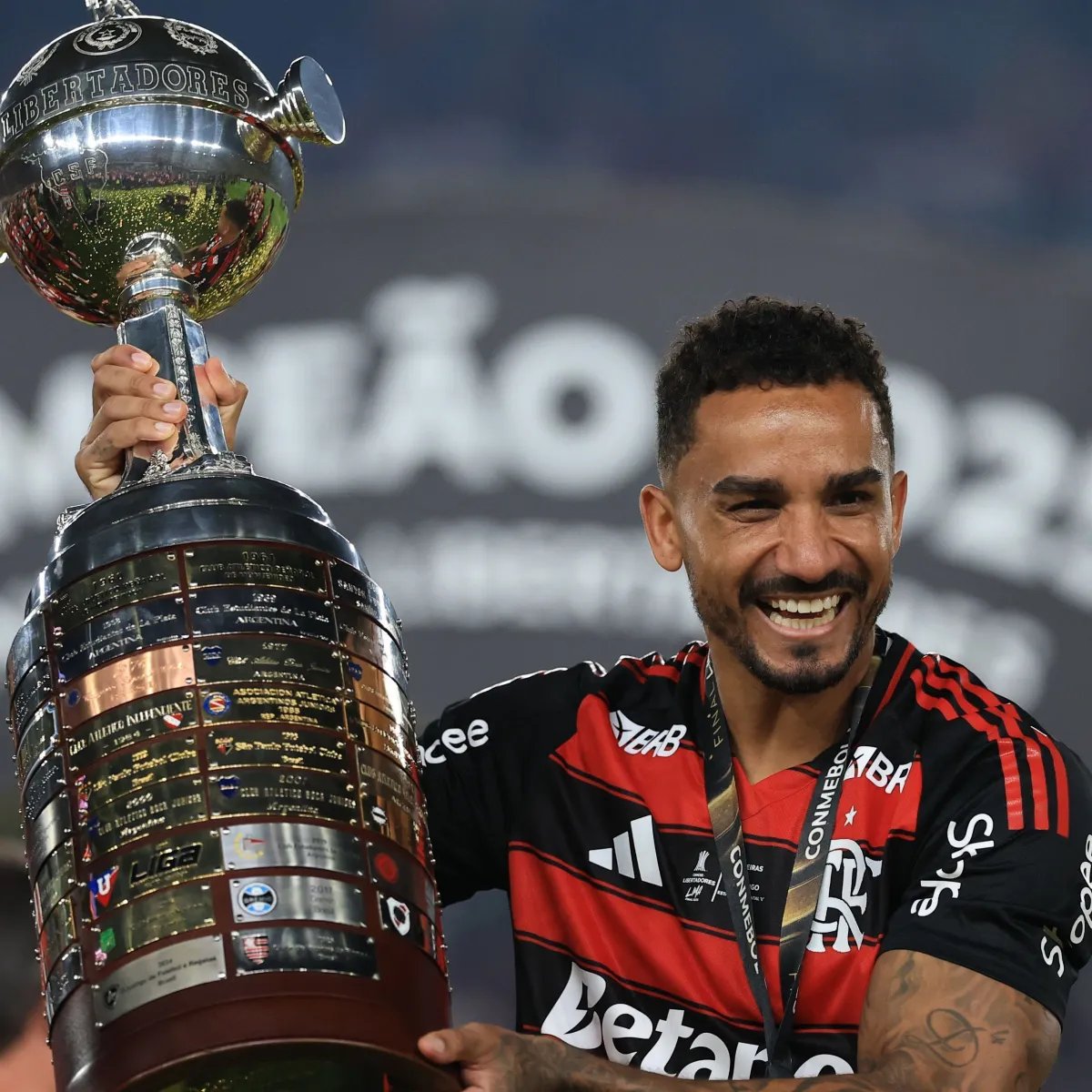 Central do Fla tweet media