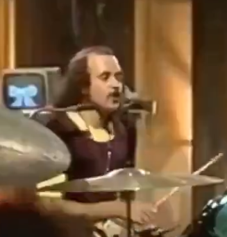 LudeAcuity tweet media