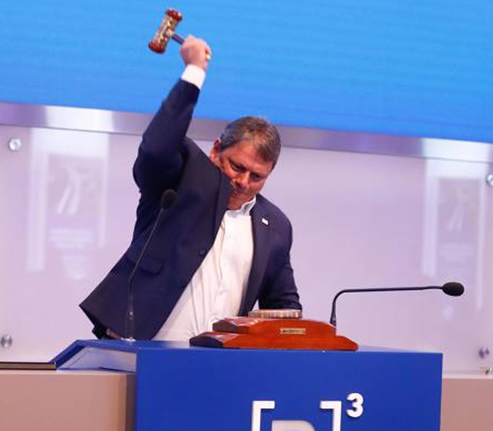 📈PESQUISA DE APROVAÇÃO (Governo/SP): Veritá | Aprovação do Governo Tarcísio (Republicanos) em São Paulo.

[Aprovação/Desaprovação]
🟢Aprova: 57,1%
🔴Desaprova: 42,9%

📅Levantamento: 13 a 19 de março
👥Amostra: 3025 Eleitores.
📌Registro/TSE: SP-00106/2026.