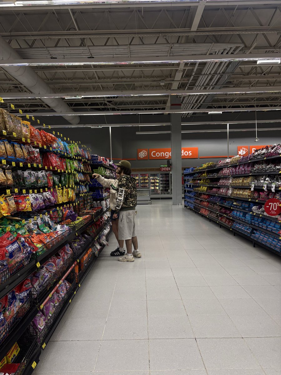 renz ꩜ tweet media