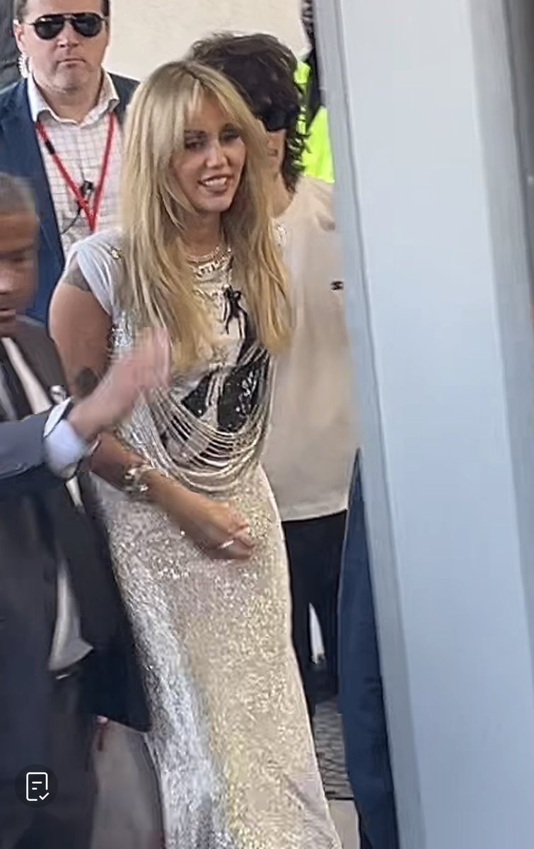 kełłen tweet media