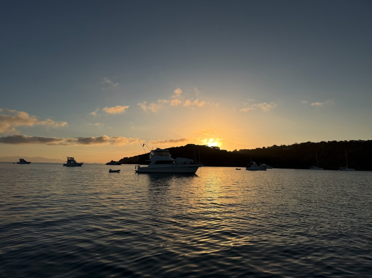 James F. ガメ・オベール tweet media