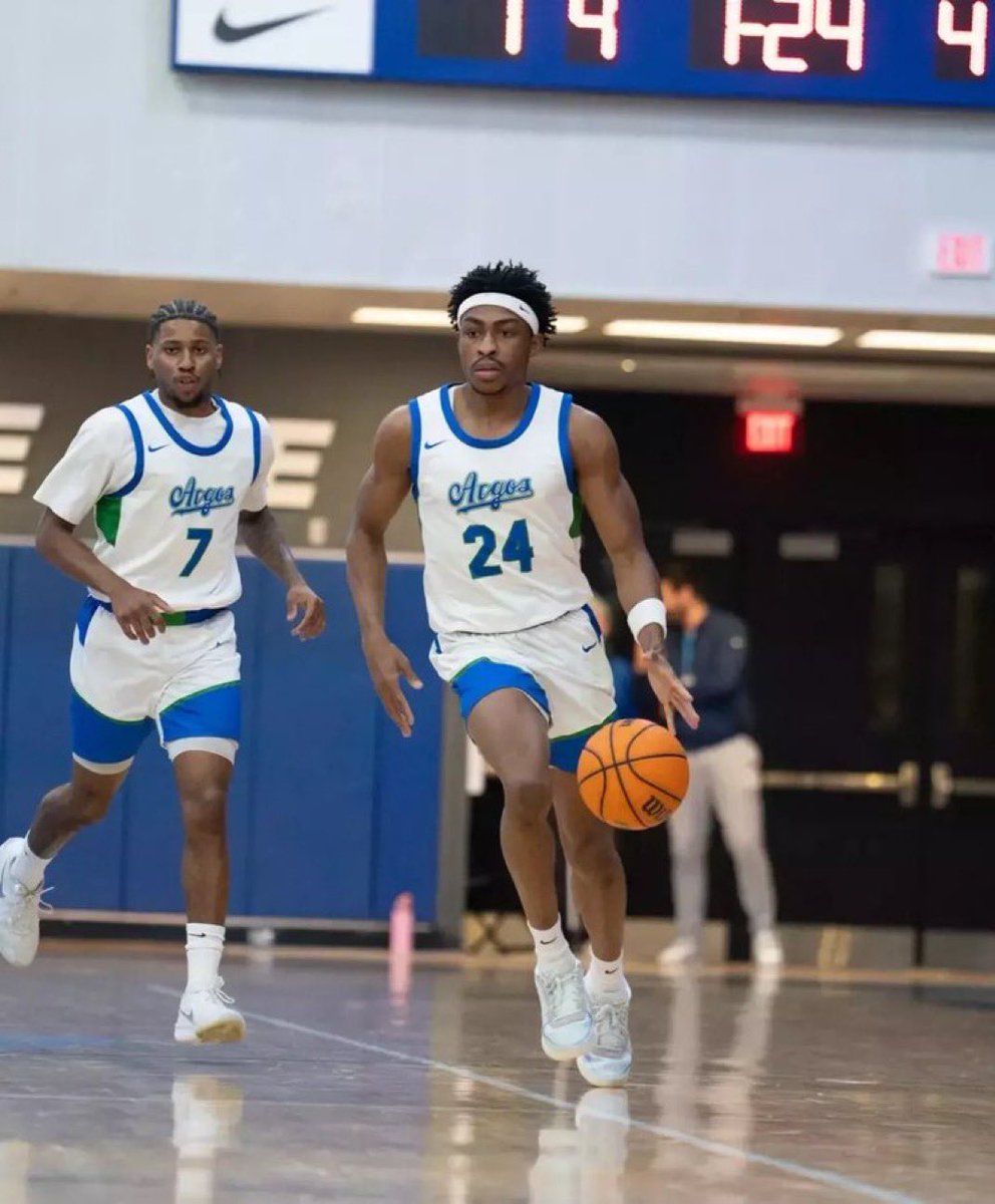 Khalil Shakir 🏀 tweet media