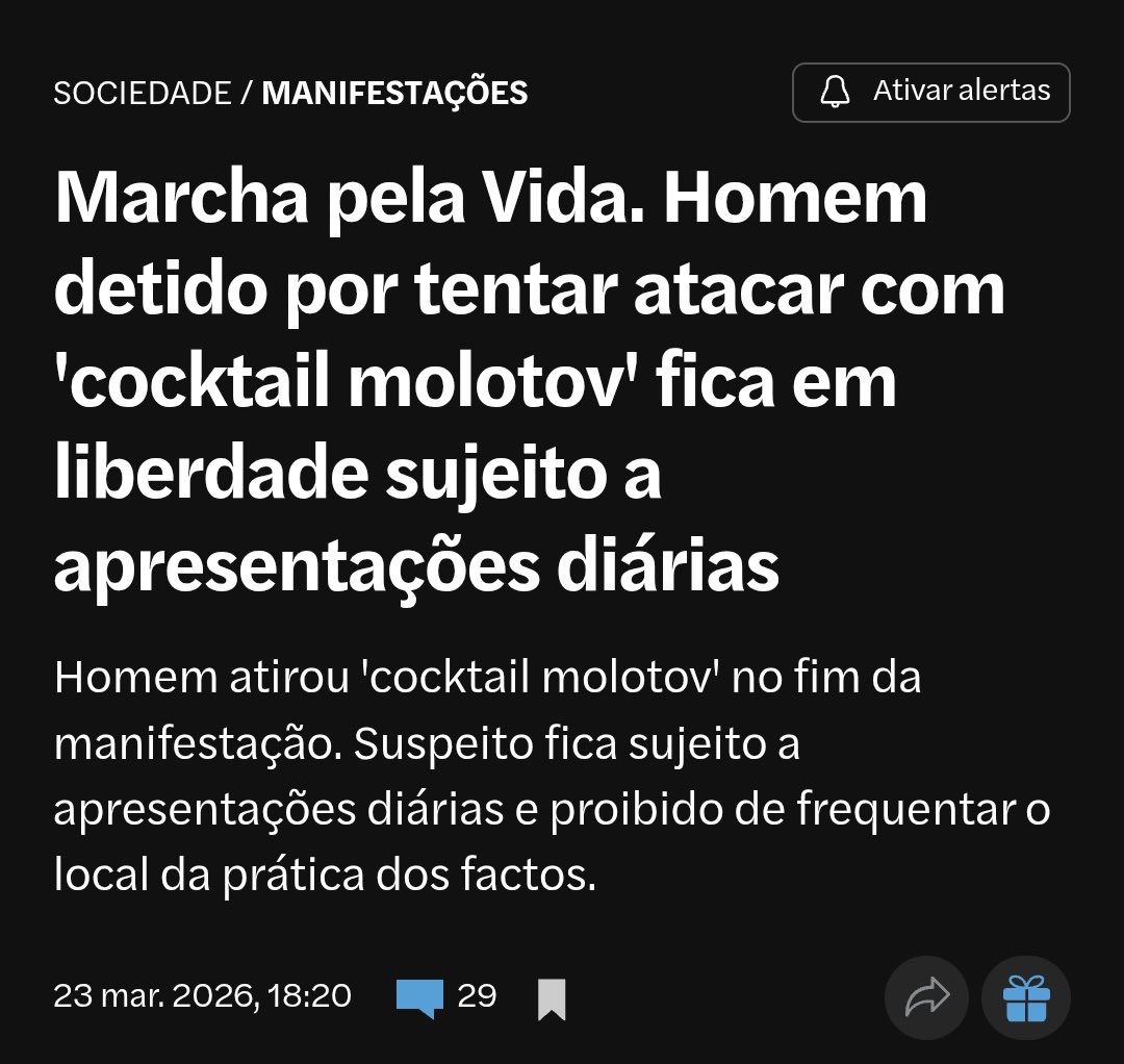 Simao_Jorgensen's tweet photo. Encharcou pessoas de gasolina. 

Pretendia que as mesmas pegassem fogo. 

Parece não ter sido o suficiente para ficar em prisão preventiva. 

Nada de especial, podem continuar. https://t.co/QjYkKc2F7F