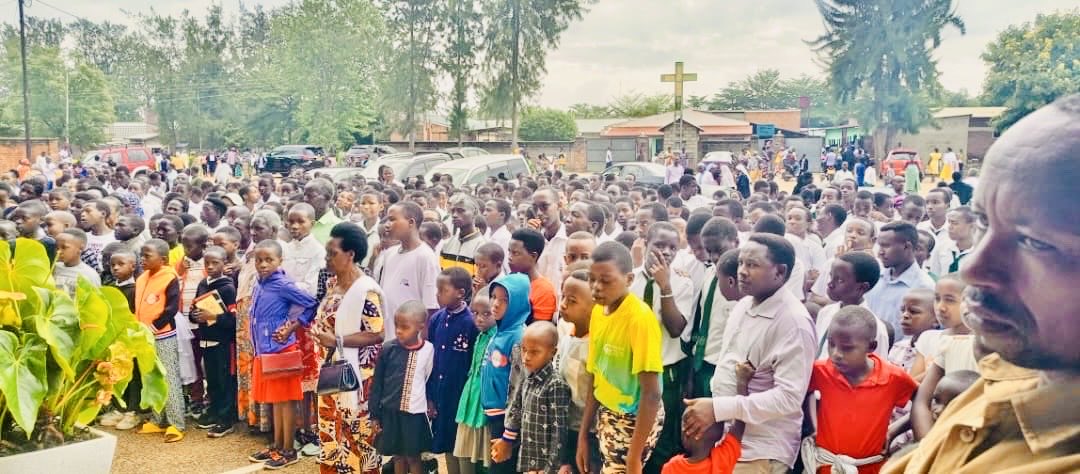 Archidiocèse de KIGALI tweet media