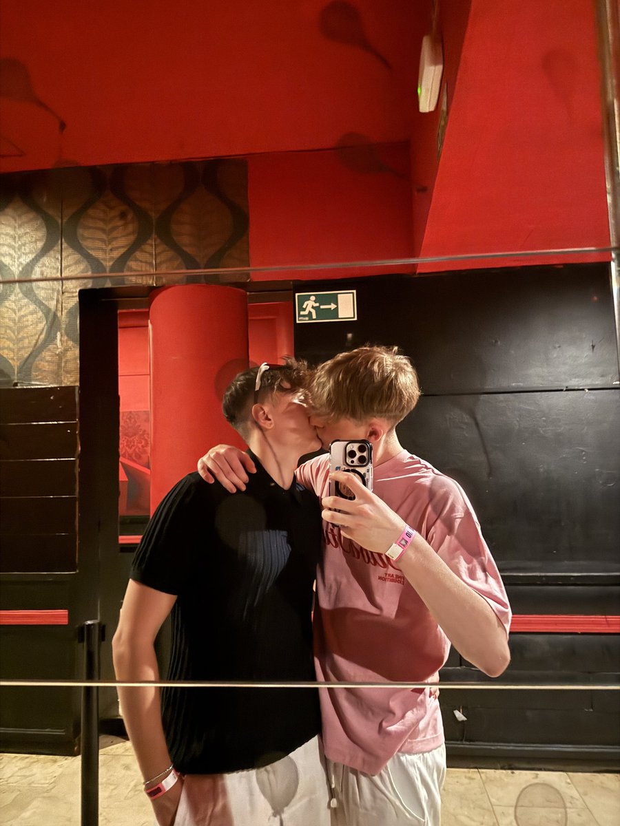 axelydaniel tweet media