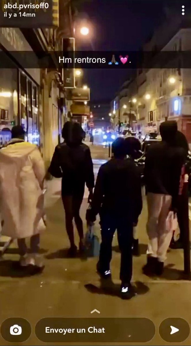 θαλεα tweet media