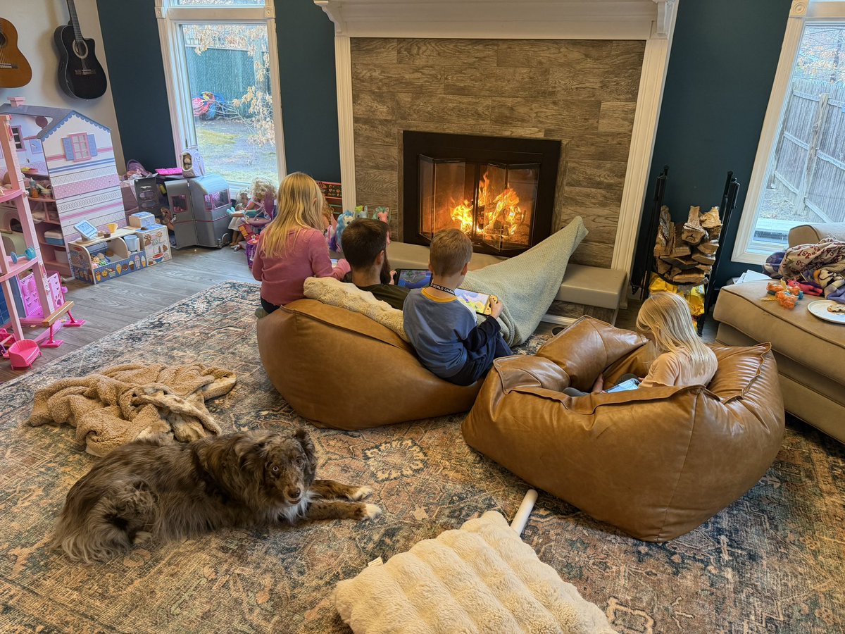 ShadyPenguinn tweet media