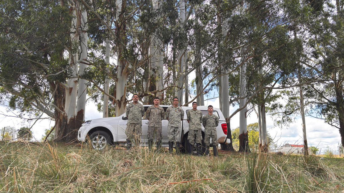 igmuruguay's tweet photo. Trabajos de Campo en el Departamento de Lavalleja
La División Geodesia y Topografía del Instituto Geográfico Militar se encuentra realizando trabajos técnicos en la zona de Pirarajá, consolidando una nueva etapa de relevamientos de alta precisión en el departamento de Lavalleja. https://t.co/x34NJ7zojL