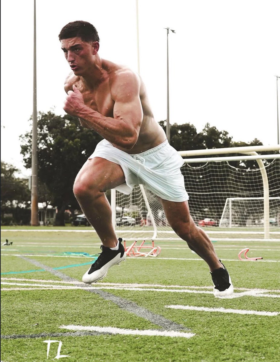 Polymarket Football tweet media