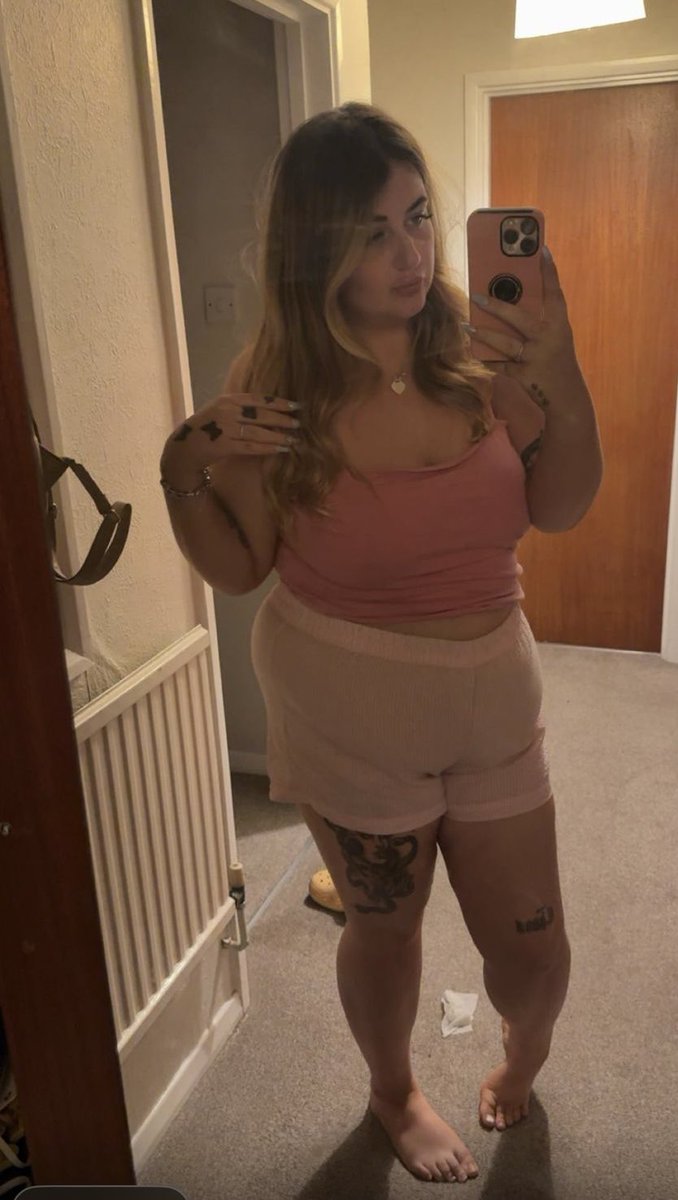 Your favourite addiction😘 tweet media