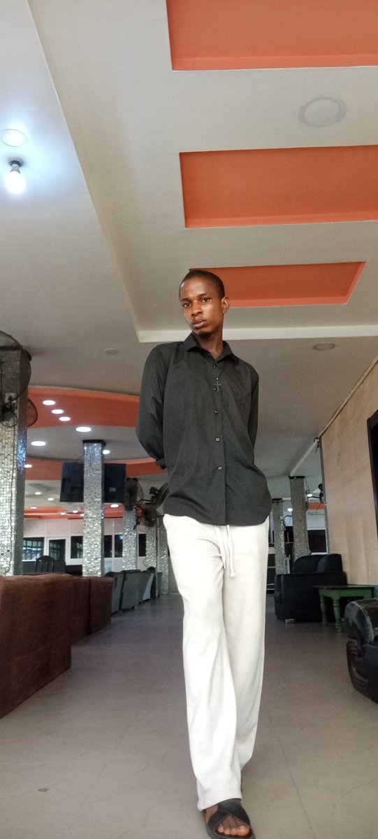 DeraTheNailTechnician tweet media