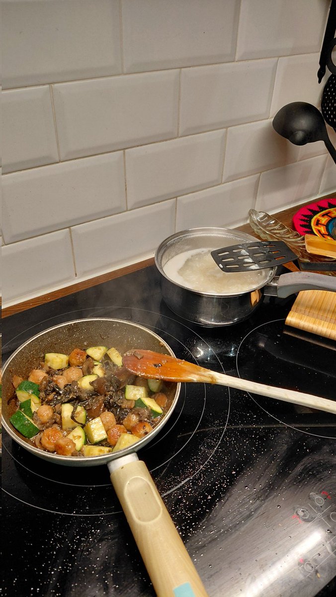 Helena🌿 tweet media