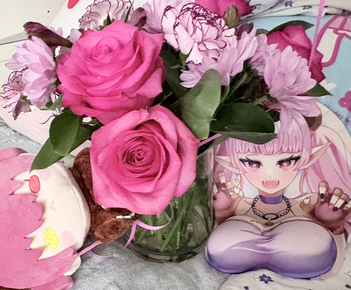 Druilla Kuma 吸血鬼くま 🍯💗🦇 EN VTUBER tweet media