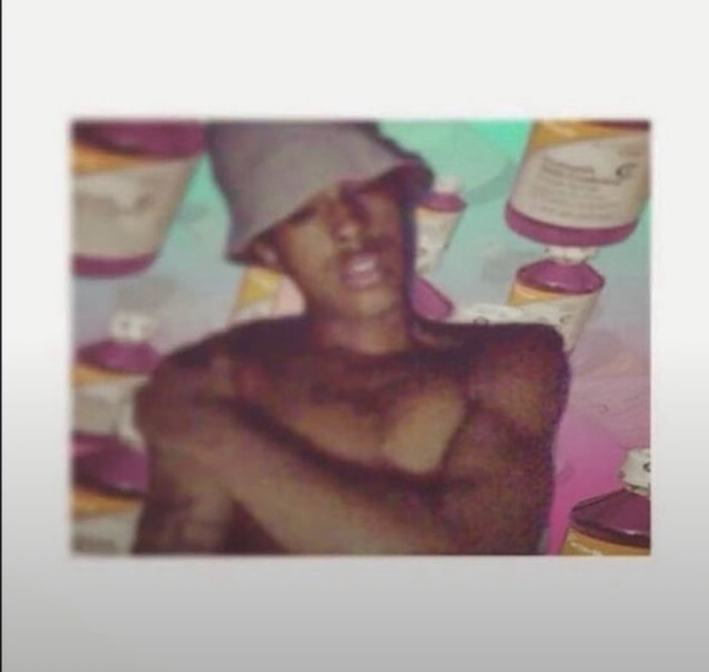 Keraz 𖣂 tweet media