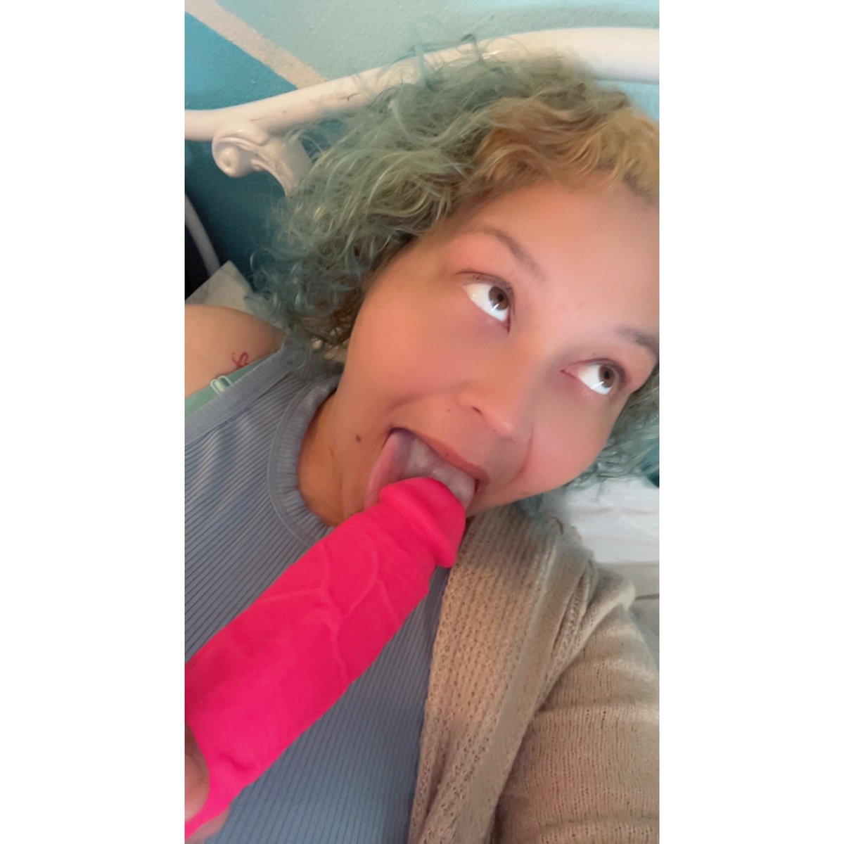 Philly SlobbeRella 4/18 🎂 tweet media