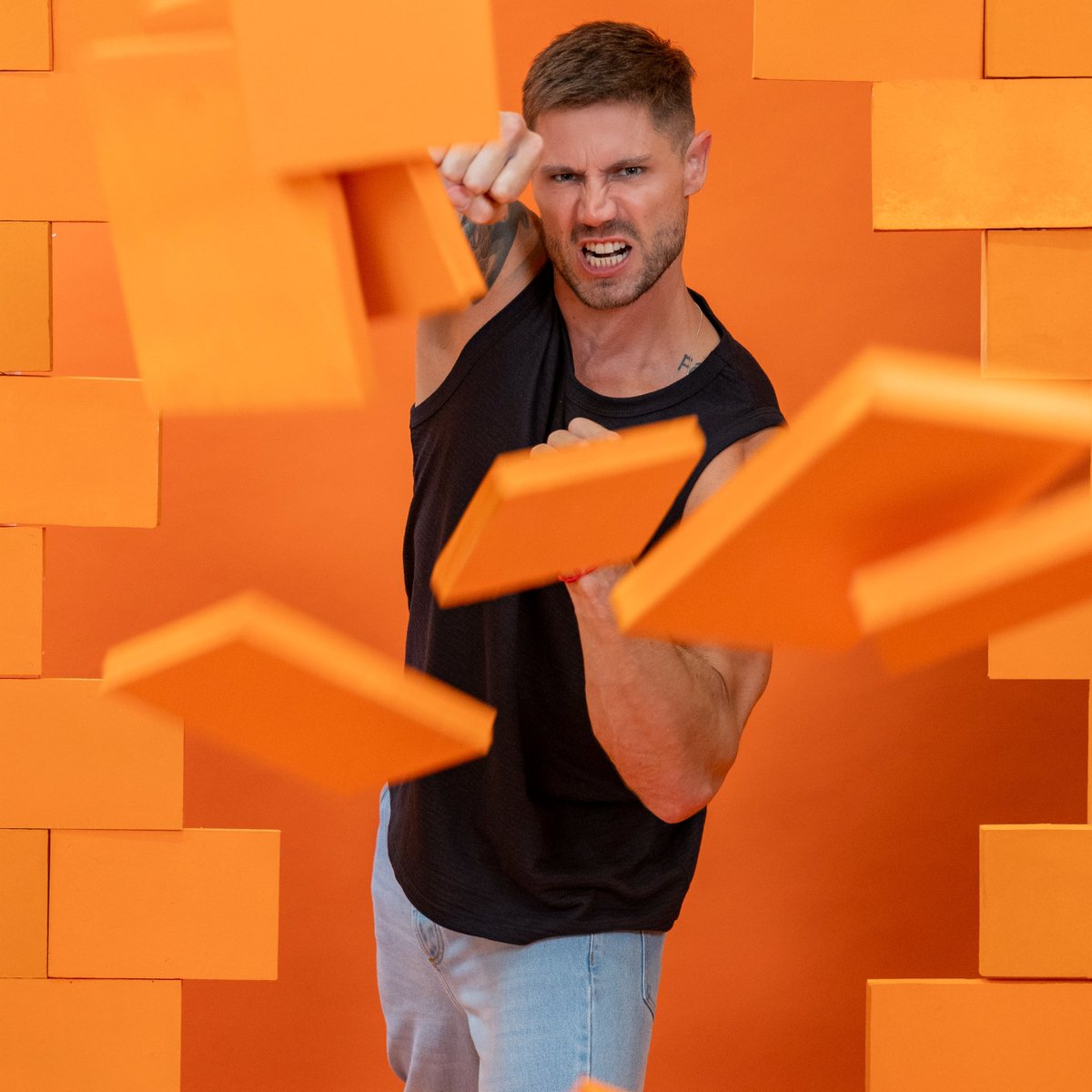 Central Reality tweet media