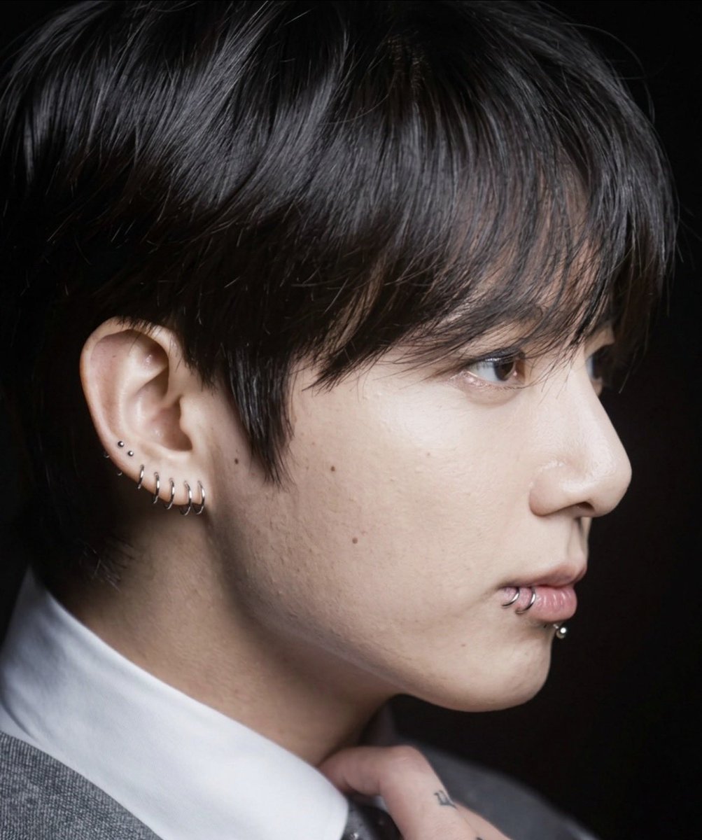 You got no seat in my 3D world tweet media