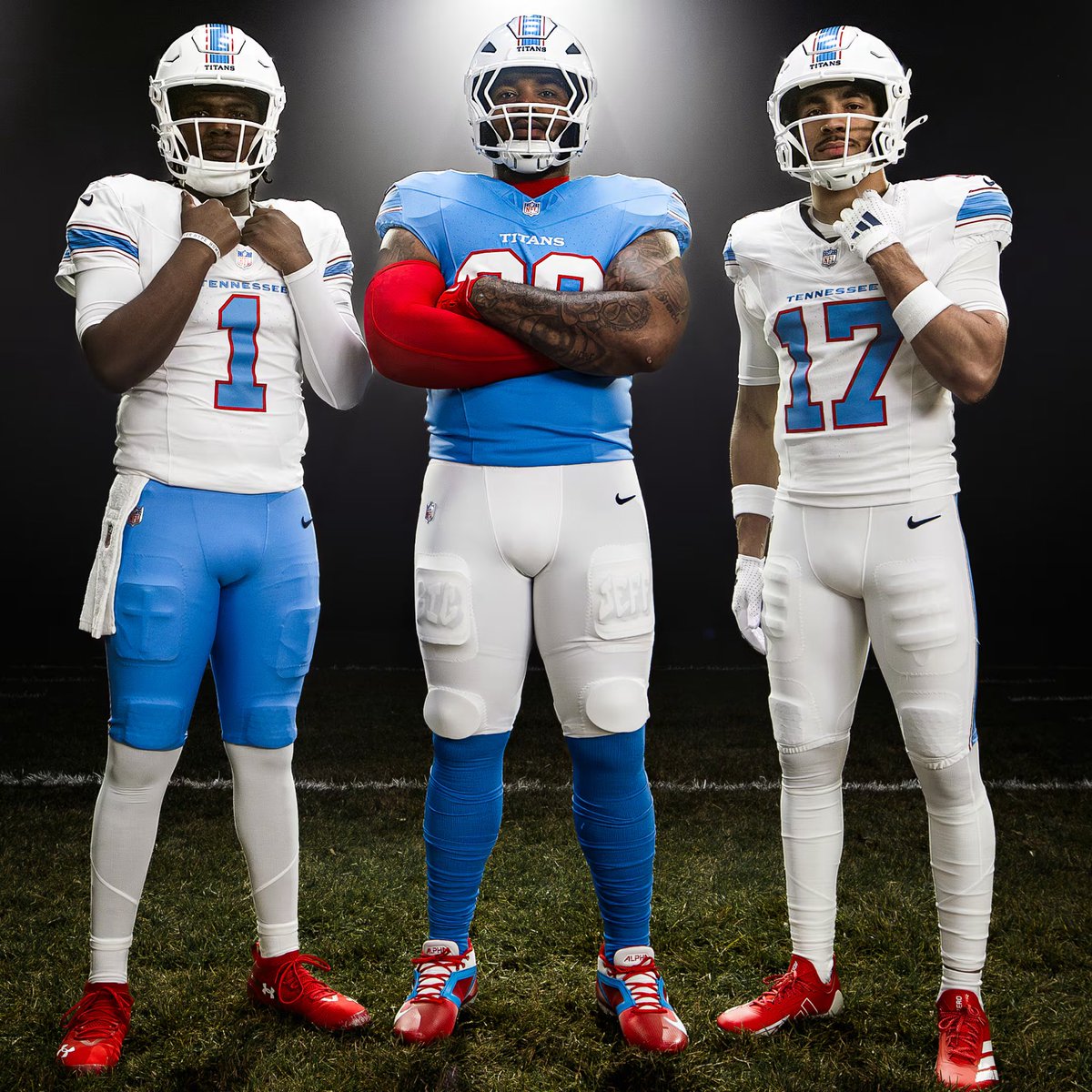 FanDuel's tweet photo. Teams with the highest cap space remaining: 

▪️Titans - $64.5M
▪️Commanders - $50.2M
▪️Chargers - $49.9M
▪️Jets - $47.6M
▪️Cardinals - $41.3M 
▪️Patriots - $36.5M
▪️Eagles - $33.7M 
▪️Seahawks - $33.9M https://t.co/mAyGUAfv7R