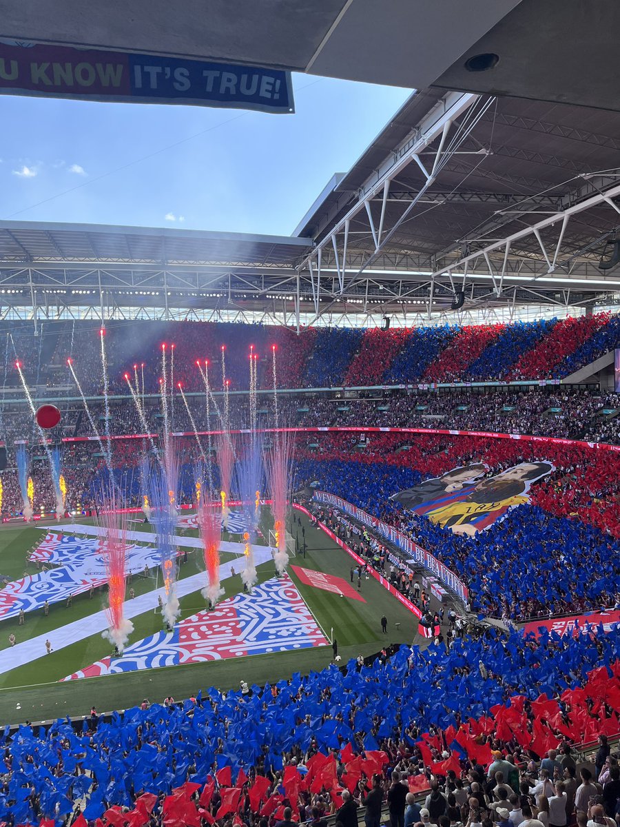 bald 🇪🇺🏆🏆 tweet media