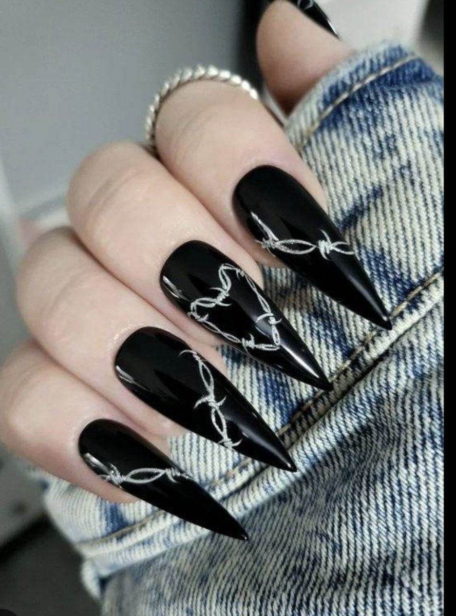 .˚𓏲♱ Nashi ∔ 🦇ೄྀ tweet media