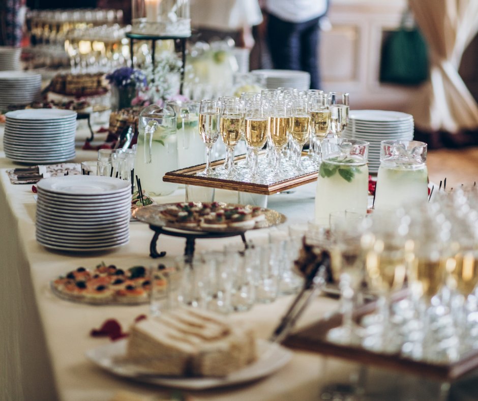 DoubleTreeOMA's tweet photo. From board meetings to banquets, let us handle the details. 🍽️✨

Elevate your next event at DoubleTree Omaha Downtown with flexible meeting space and catering options designed to impress.

🌐 Request pricing: https://t.co/VRW7j8yMsF https://t.co/kKUp2n3WnW