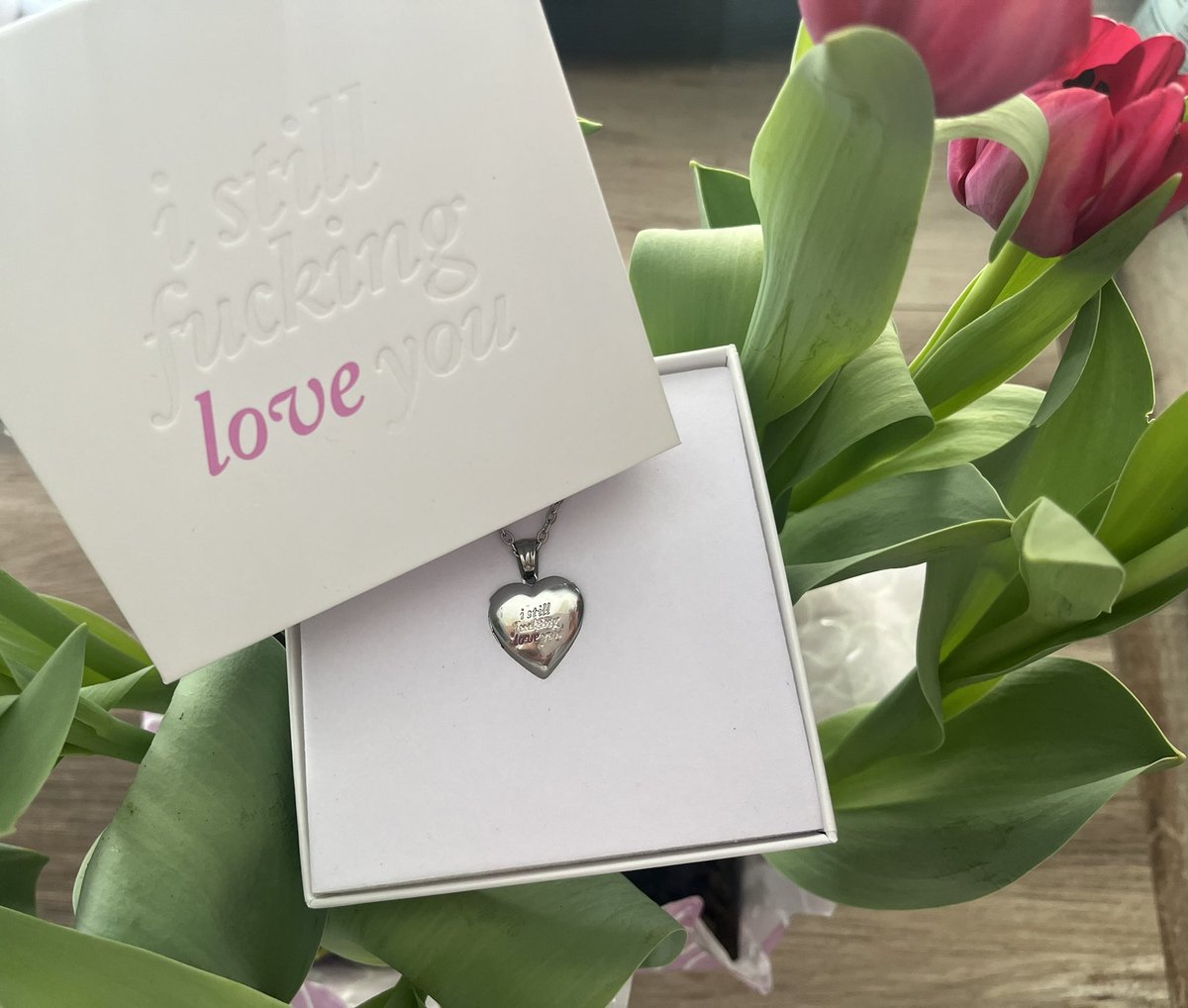 nini⋆˚꩜｡ tweet media