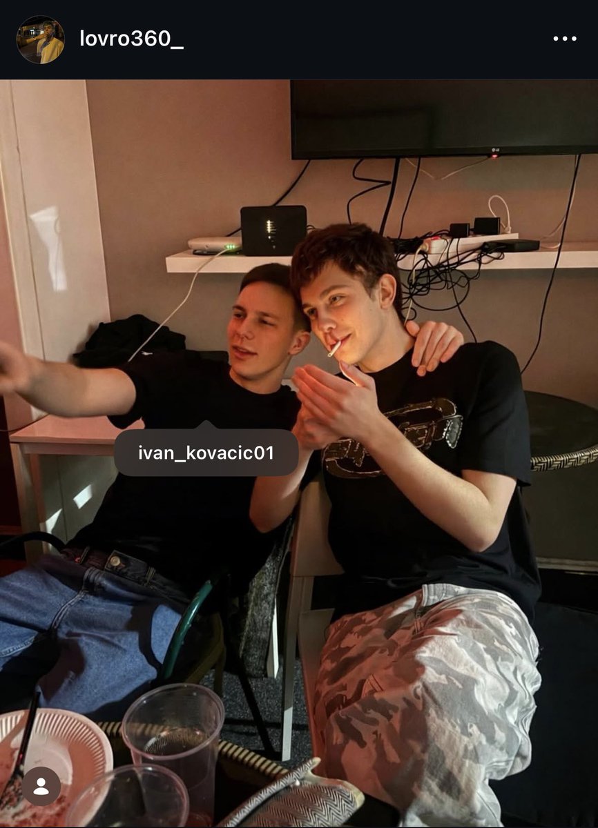 kara💪 tweet media